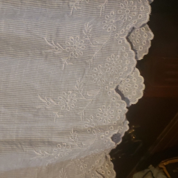 NWT Croft & Barrow Blue & White Stripe top - Picture 4 of 4